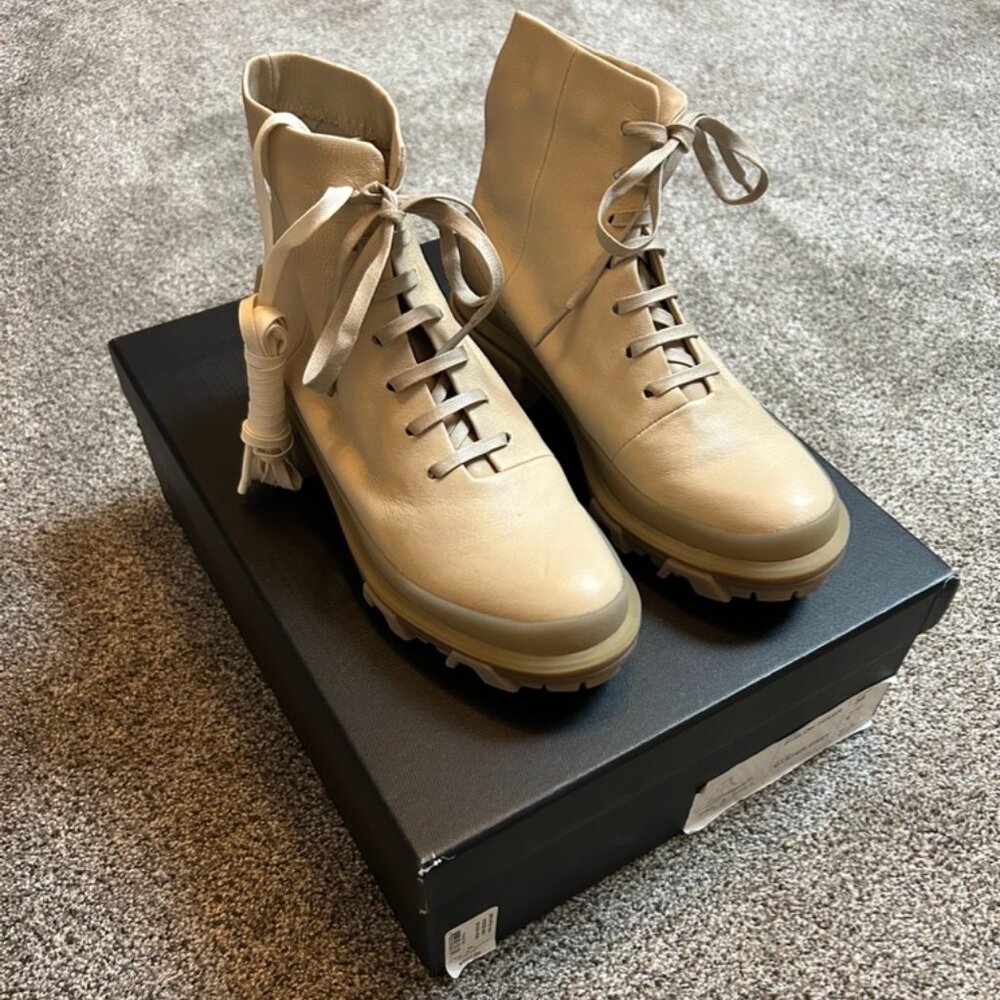 Rag & Bone Shiloh Hiker Boot – Oyster Grey – Women’s Size 6 – New in Box